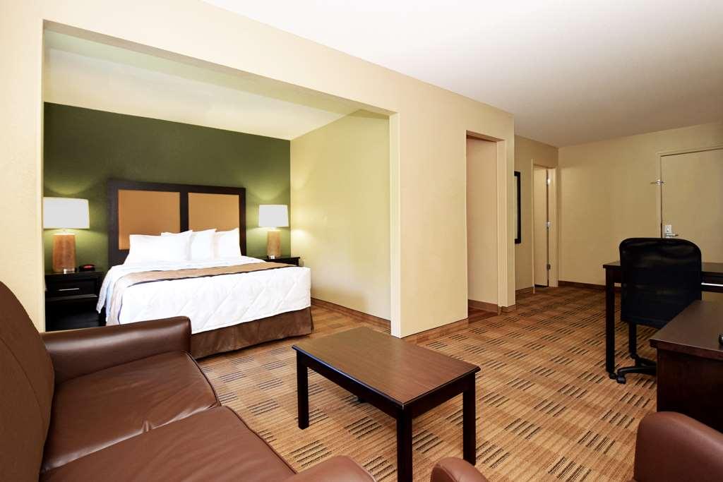 Extended Stay America Suites - Cleveland - Great Northern Mall North Olmsted Room photo