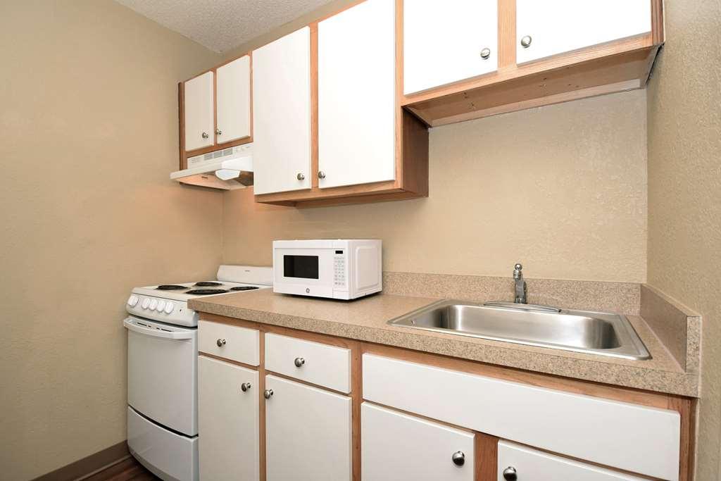 Extended Stay America Suites - Cleveland - Great Northern Mall North Olmsted Room photo